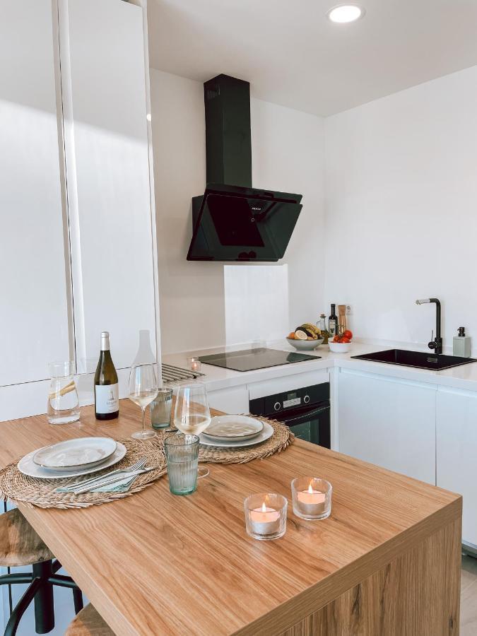 Apartament Cozy, Well Located And Balcony Sheltered From Wind